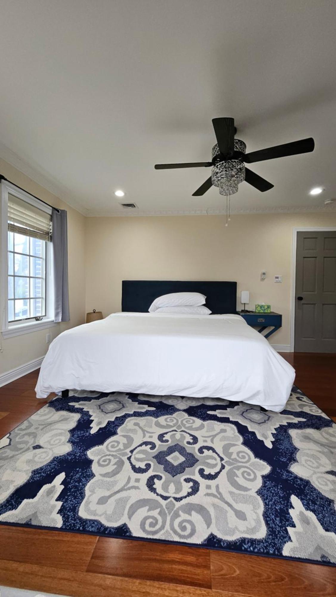 Luxury Hotel-Style Room In Queens, New York Exterior photo